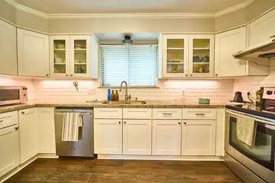 5506 Dumfries Drive, Houston, TX 77096 - Photo 15