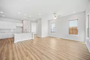 13449 Sun Cay Dr, Houston, TX 77047 - Photo 7