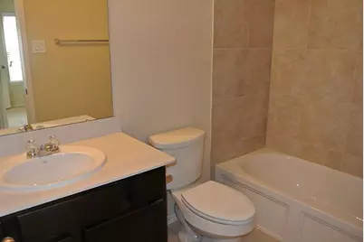 1742 Parkside Shores Lane, Crosby, TX 77532 - Photo 11