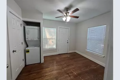 624 E Magnolia Street, Angleton, TX 77515 - Photo 13