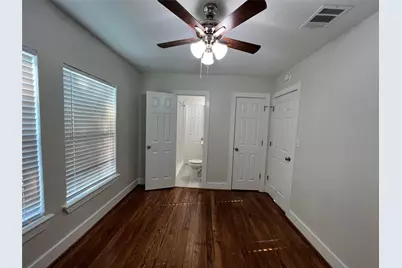 624 E Magnolia Street, Angleton, TX 77515 - Photo 9