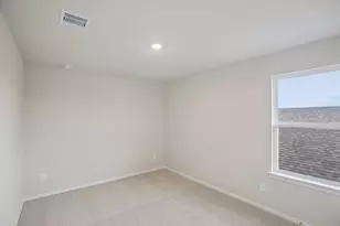 5237 Redbud Vly Dr, Pearland, TX 77584 - Photo 7