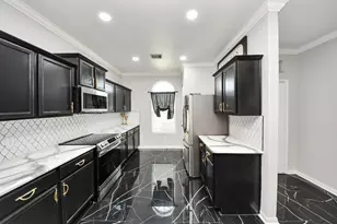 6931 Primrose Rd, Baytown, TX 77521 - Photo 11