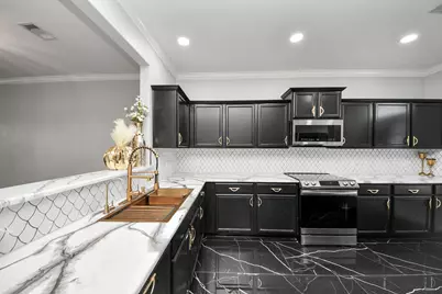 6931 Primrose Road, Baytown, TX 77521 - Photo 7