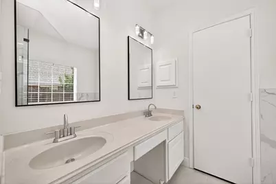 2714 Holly Walk Lane, Spring, TX 77388 - Photo 15