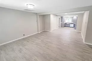 121 Wisteria St, Lake Jackson, TX 77566 - Photo 7