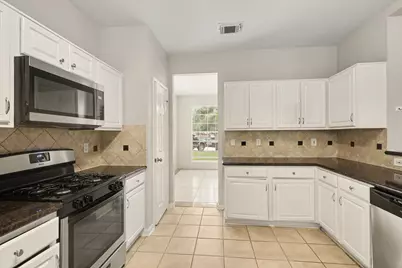 10107 Bayou Trail Court, Houston, TX 77064 - Photo 9