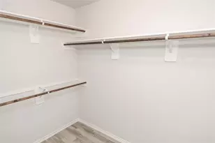 8814 J C Oaks Cir, Houston, TX 77028 - Photo 9