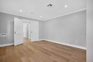 3302 Ann Arbor Dr, Houston, TX 77063 - Photo 23