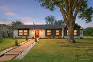 3302 Ann Arbor Dr, Houston, TX 77063 - Photo 1
