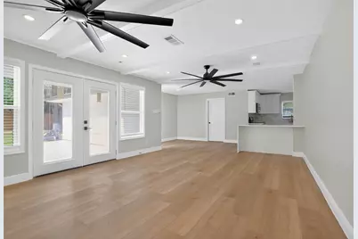3302 Ann Arbor Drive, Houston, TX 77063 - Photo 9