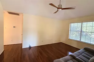 106 Crimson Bay Dr, League City, TX 77573 - Photo 15
