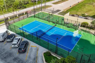 801 E Beach Dr, Galveston, TX 77550 - Photo 35