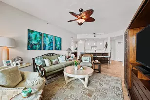 801 E Beach Dr, Galveston, TX 77550 - Photo 15