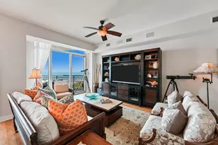 801 E Beach Dr, Galveston, TX 77550 - Photo 5