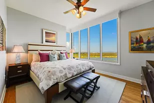 801 E Beach Dr, Galveston, TX 77550 - Photo 23