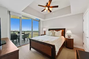 801 E Beach Dr, Galveston, TX 77550 - Photo 17