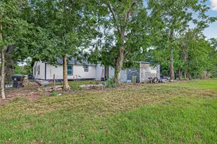 4739 Fm 1096 Rd, Boling, TX 77420 - Photo 9