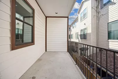 6021 Hamman Street, Houston, TX 77007 - Photo 9