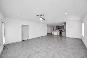 29402 Hoelzen Holw Dr, Katy, TX 77494 - Photo 11