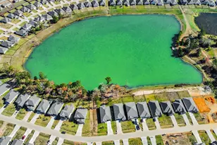 473 Shoreview Dr, Conroe, TX 77303 - Photo 5