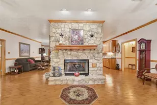 9310 S Business 6, Navasota, TX 77868 - Photo 17