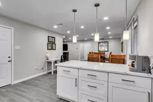 705 Littlewood St, Baytown, TX 77521 - Photo 7