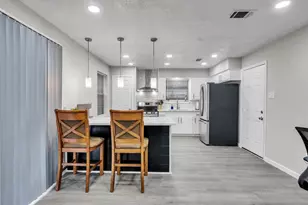 705 Littlewood St, Baytown, TX 77521 - Photo 9