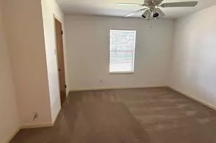 611 Todd St, East Bernard, TX 77435 - Photo 13