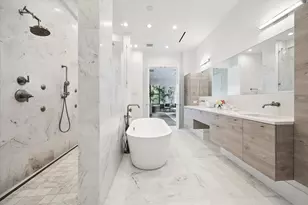 1306 Willard St, Houston, TX 77006 - Photo 19