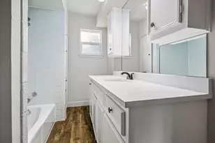 6230 Abington Way, Houston, TX 77008 - Photo 9
