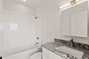 2102 Mechanic St, Galveston, TX 77550 - Photo 13