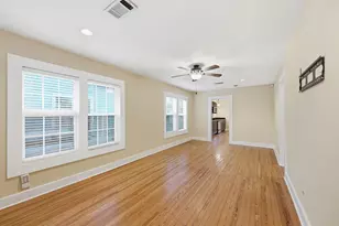 1112 Robbie St, Houston, TX 77009 - Photo 9