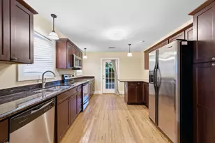 1112 Robbie St, Houston, TX 77009 - Photo 13