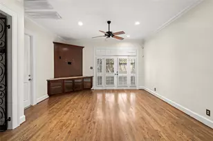 1505 Potomac Dr, Houston, TX 77057 - Photo 15