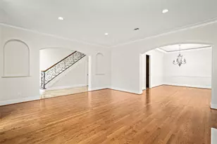 1505 Potomac Dr, Houston, TX 77057 - Photo 9