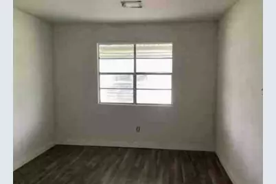 4721 Paradise Lane, Houston, TX 77048 - Photo 3