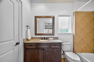 912 Lovett, Houston, TX 77006 - Photo 35