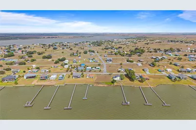 [Address not provided], Palacios, TX 77465 - Photo 15