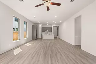 1942 Waters Branch Dr, Missouri City, TX 77459 - Photo 9