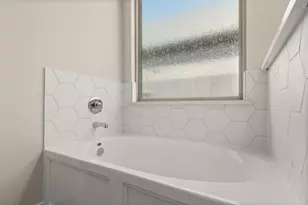 1942 Waters Branch Dr, Missouri City, TX 77459 - Photo 15