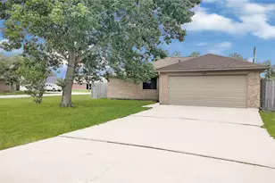 830 S 6th St, La Porte, TX 77571 - Photo 27