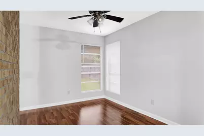 830 S 6th Street, La Porte, TX 77571 - Photo 13