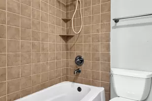 830 S 6th St, La Porte, TX 77571 - Photo 25