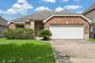 11922 Green Colling Park Dr, Houston, TX 77047 - Photo 1
