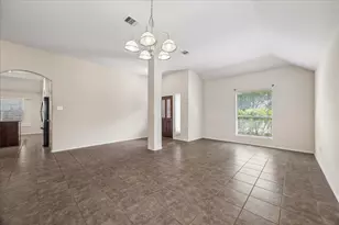 11922 Green Colling Park Dr, Houston, TX 77047 - Photo 11