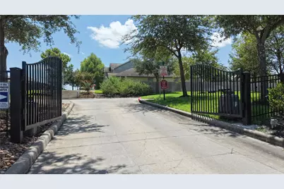 11000 N Lake Mist Lane, Willis, TX 77318 - Photo 7
