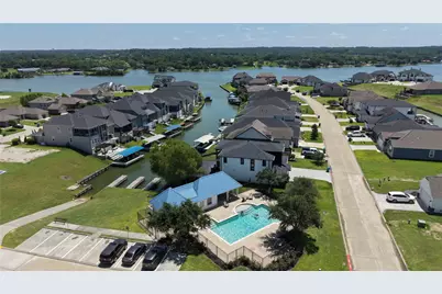 11000 N Lake Mist Lane, Willis, TX 77318 - Photo 21