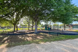2358 Binley Dr, Houston, TX 77077 - Photo 39