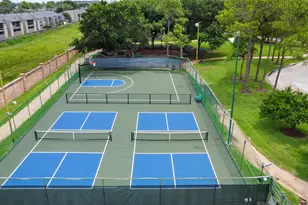 2358 Binley Dr, Houston, TX 77077 - Photo 45